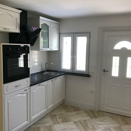 Apartment Mila Srima Bagian luar foto