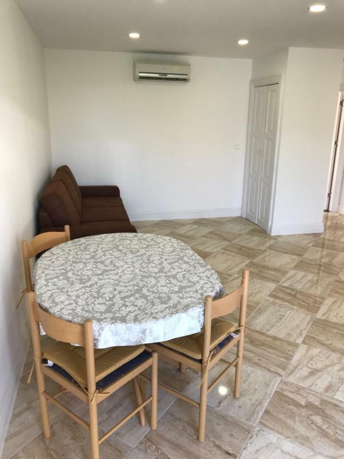 Apartment Mila Srima Bagian luar foto